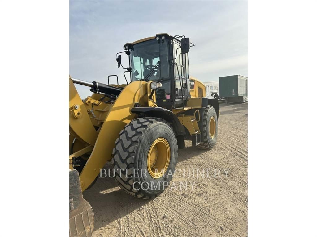 CAT 938M Kolesni nakladalci