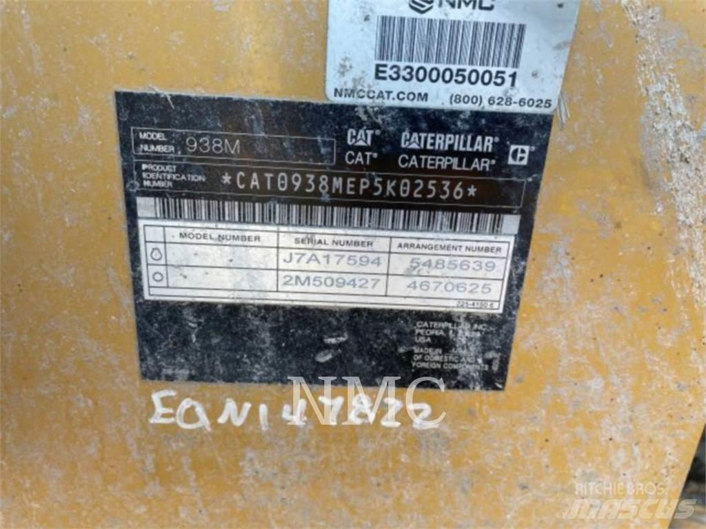 CAT 938M Kolesni nakladalci