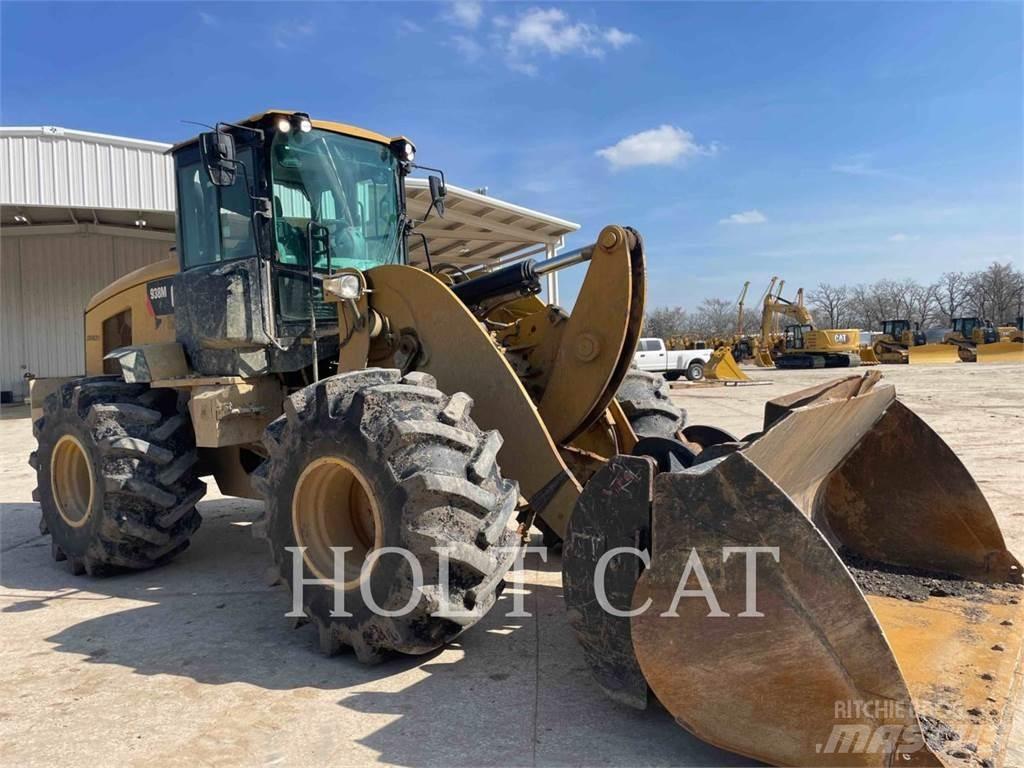 CAT 938M Kolesni nakladalci