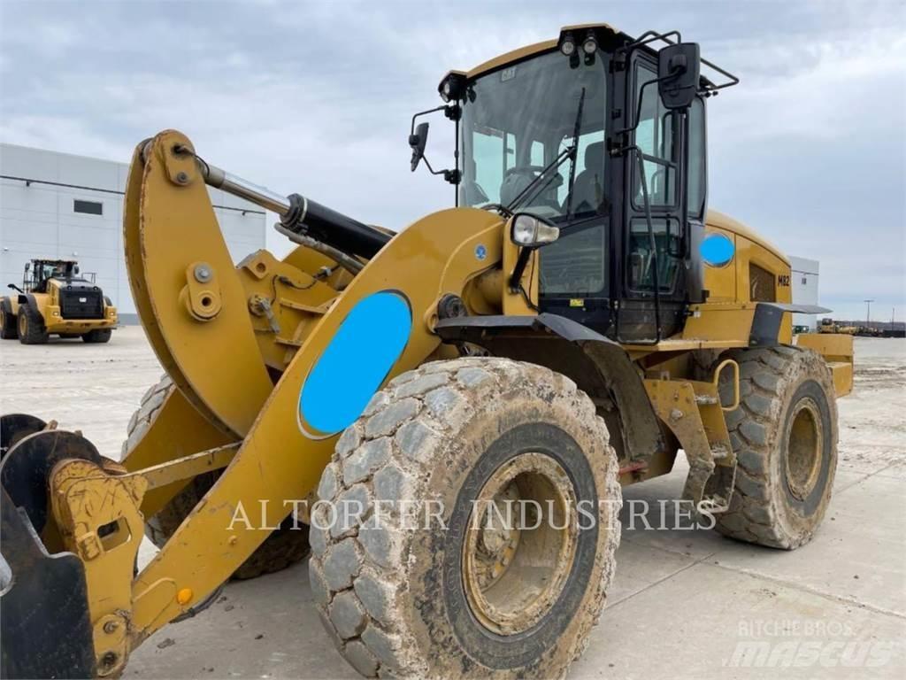 CAT 938M Kolesni nakladalci