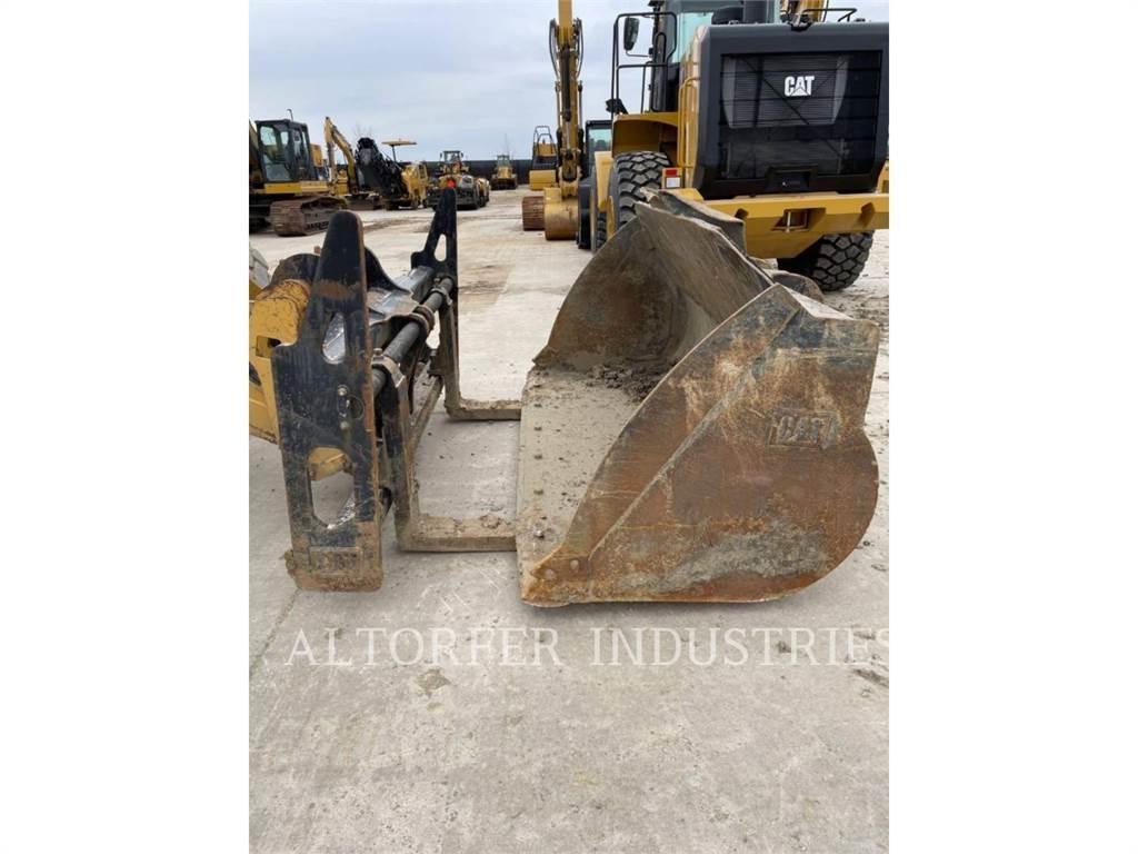 CAT 938M Kolesni nakladalci