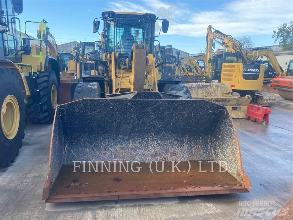 CAT 938M Kolesni nakladalci