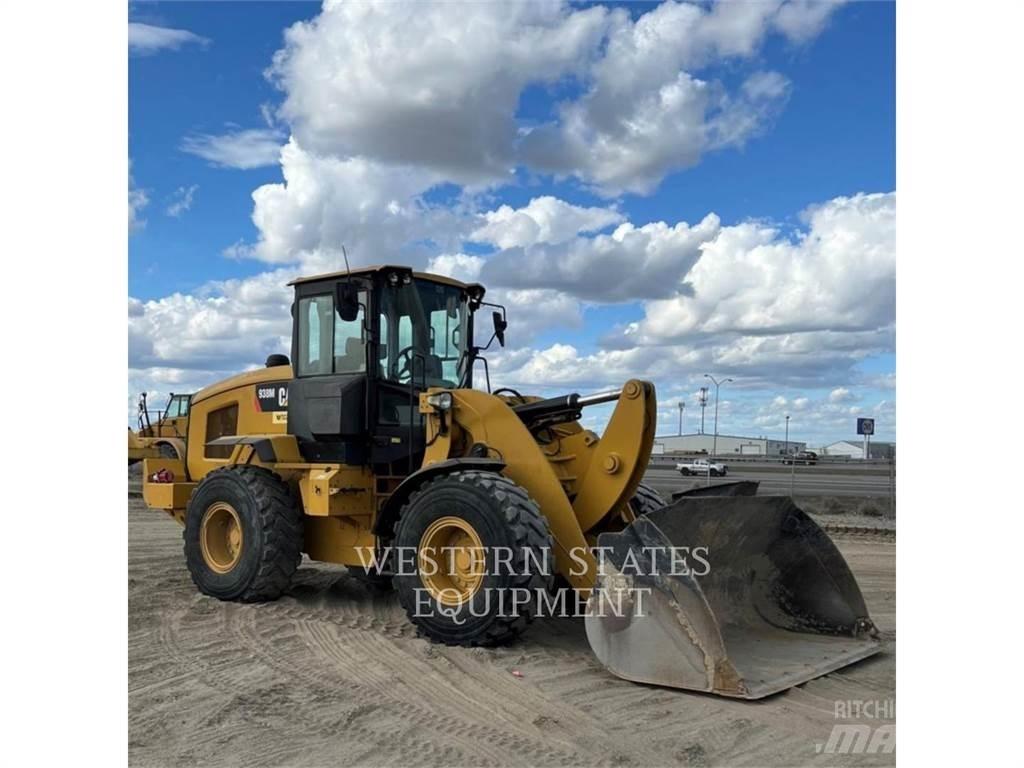 CAT 938M Kolesni nakladalci