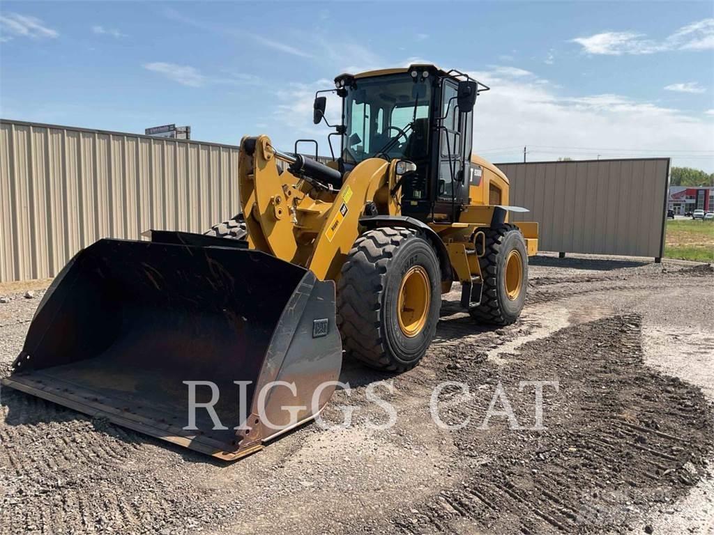 CAT 938M Kolesni nakladalci