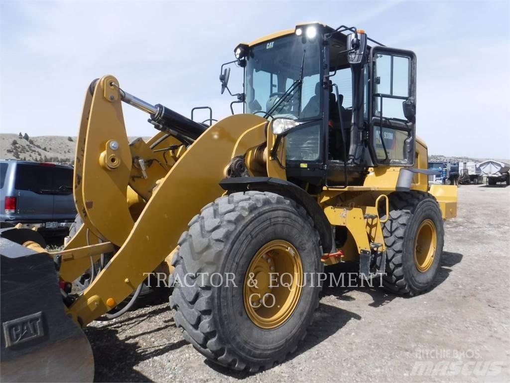 CAT 938M Kolesni nakladalci