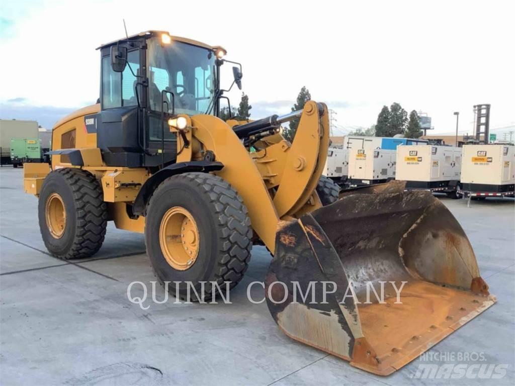 CAT 938M Kolesni nakladalci