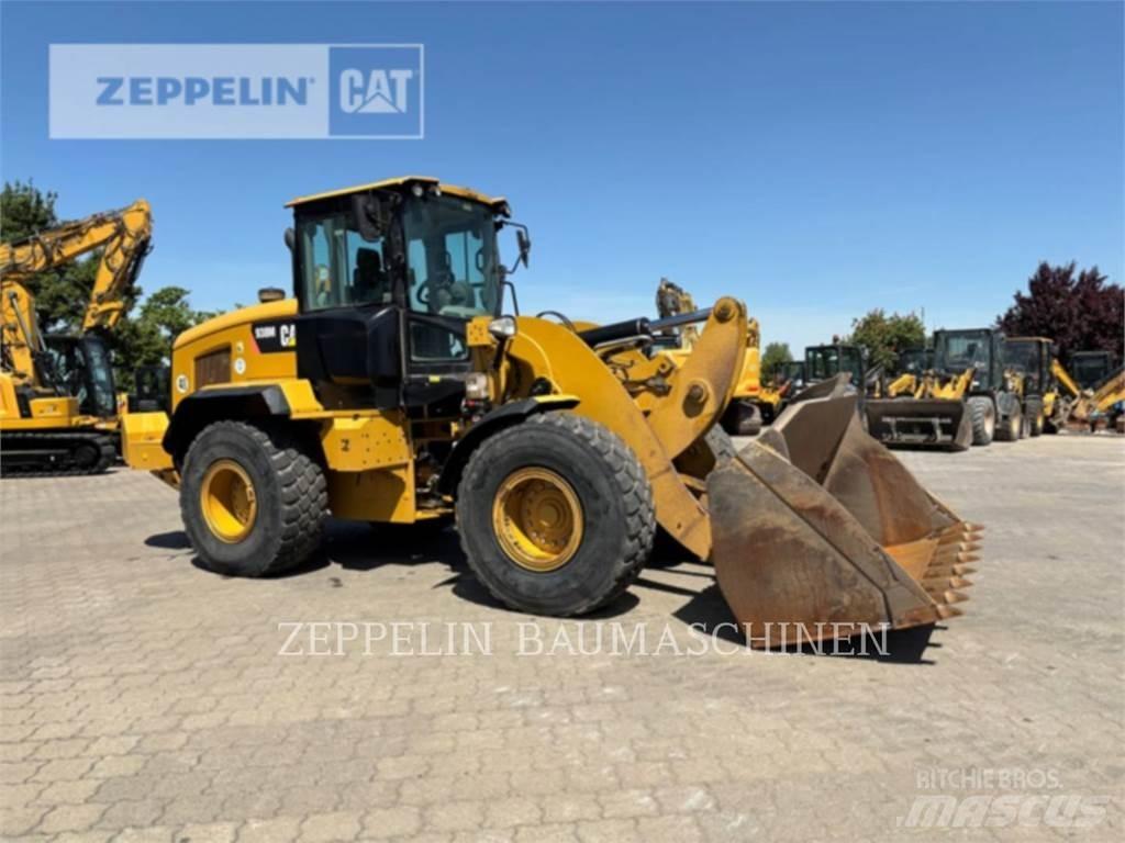 CAT 938M Kolesni nakladalci