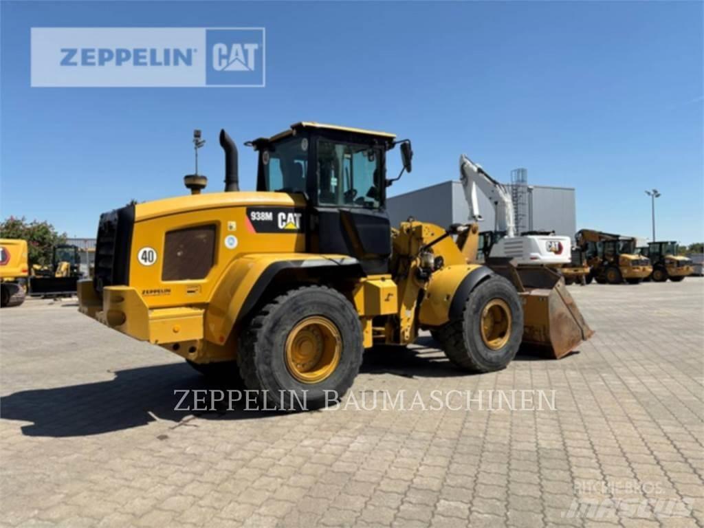 CAT 938M Kolesni nakladalci