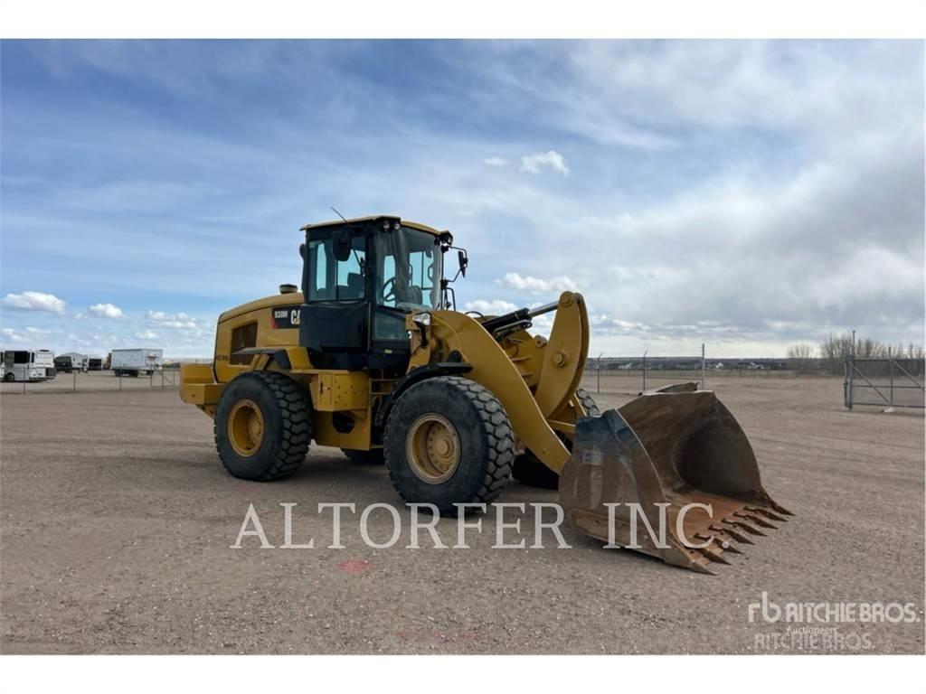 CAT 938M Kolesni nakladalci