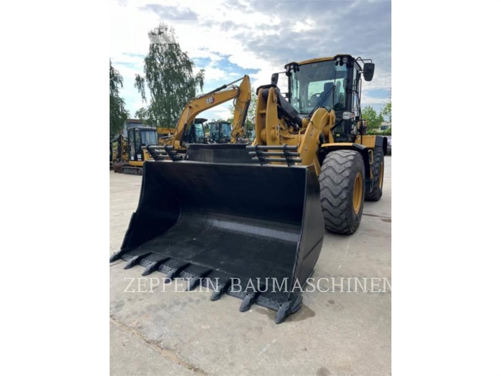 CAT 938M Kolesni nakladalci