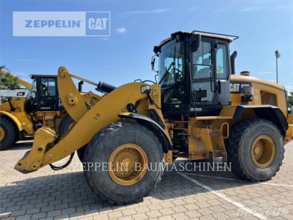CAT 938M Kolesni nakladalci