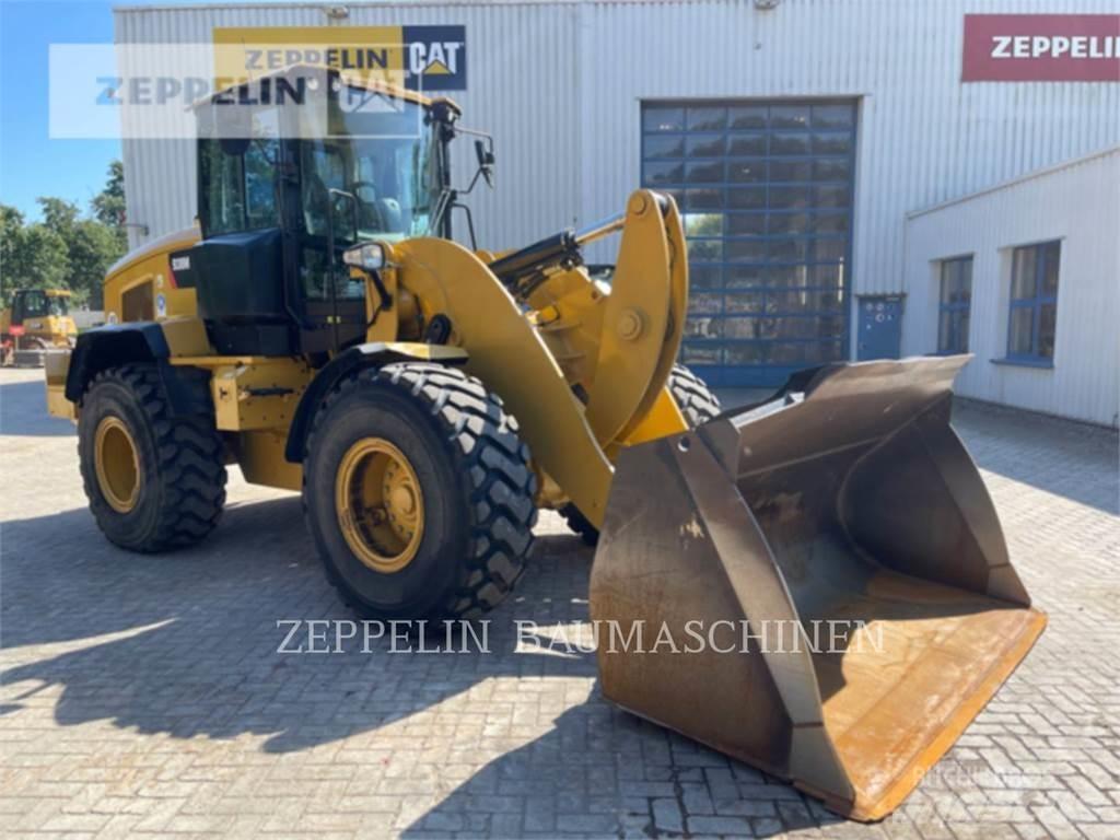 CAT 938M Kolesni nakladalci