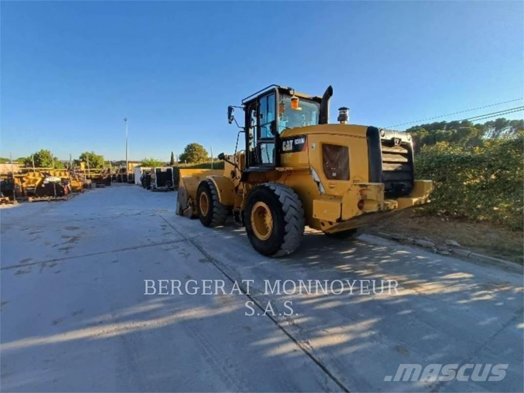 CAT 938M Kolesni nakladalci