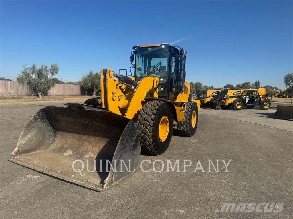 CAT 938M Kolesni nakladalci
