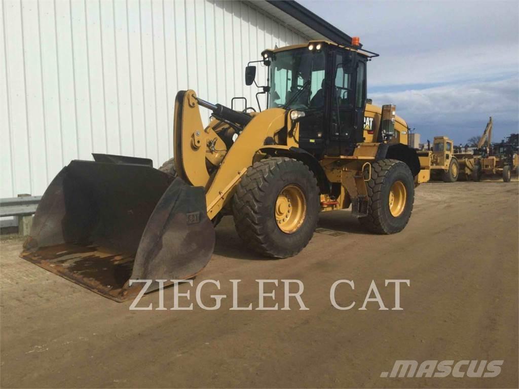 CAT 938M Kolesni nakladalci