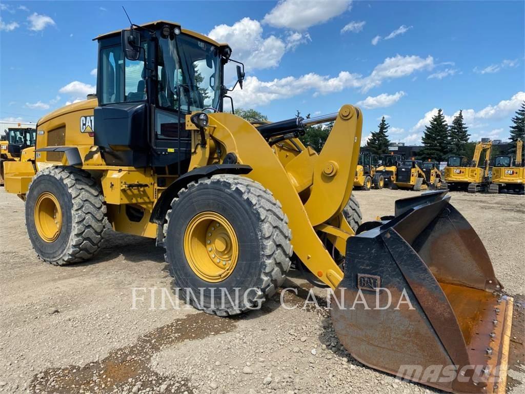 CAT 938M Kolesni nakladalci