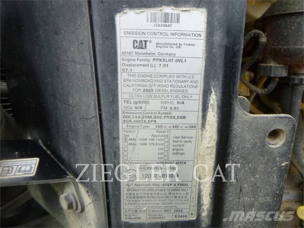 CAT 938M Kolesni nakladalci