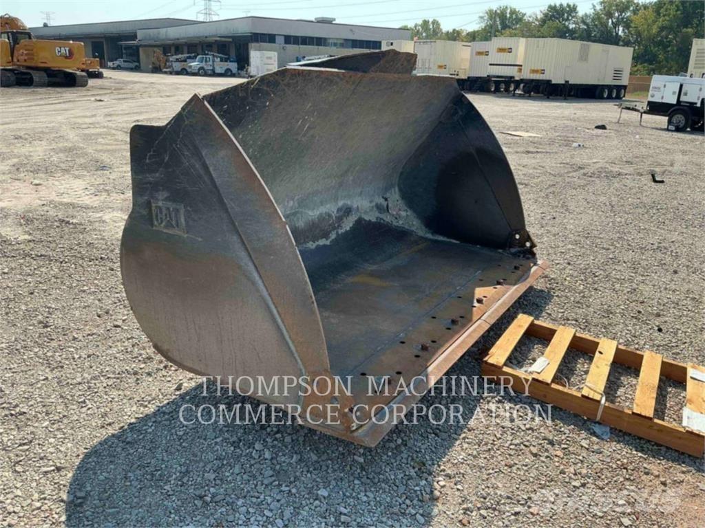 CAT 938M Kolesni nakladalci
