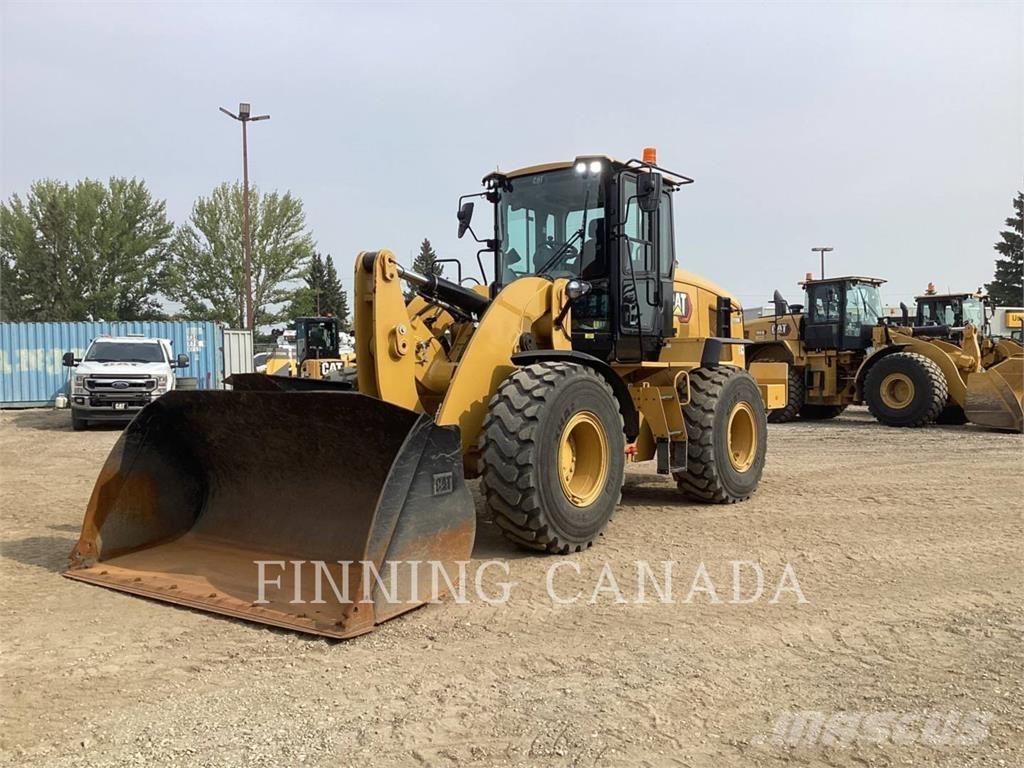 CAT 938M Kolesni nakladalci