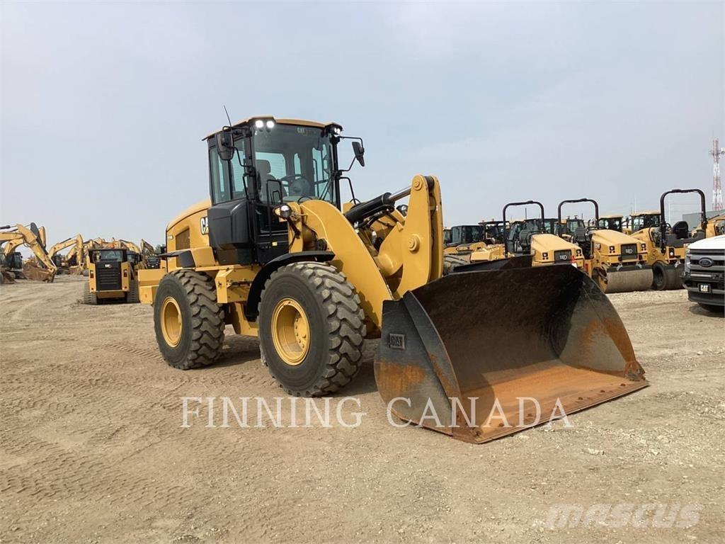 CAT 938M Kolesni nakladalci