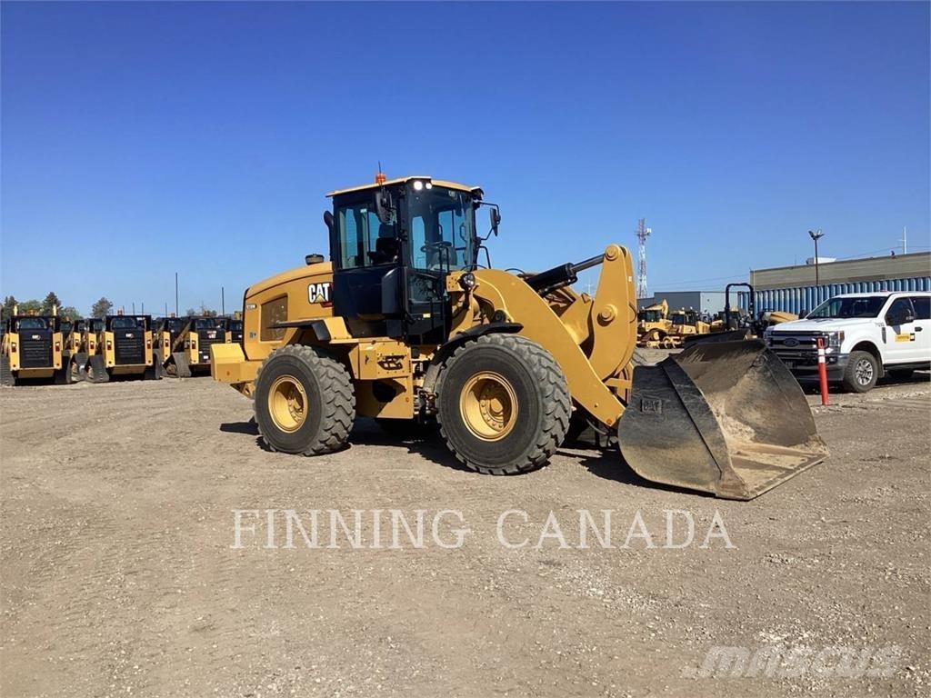 CAT 938M Kolesni nakladalci