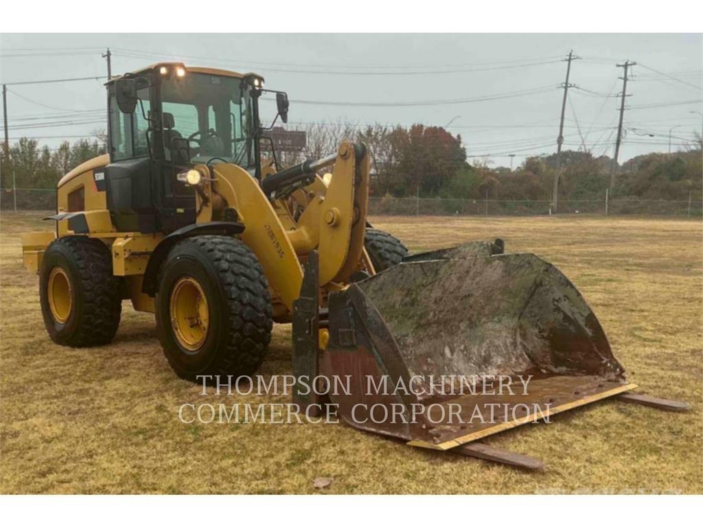 CAT 938M Kolesni nakladalci