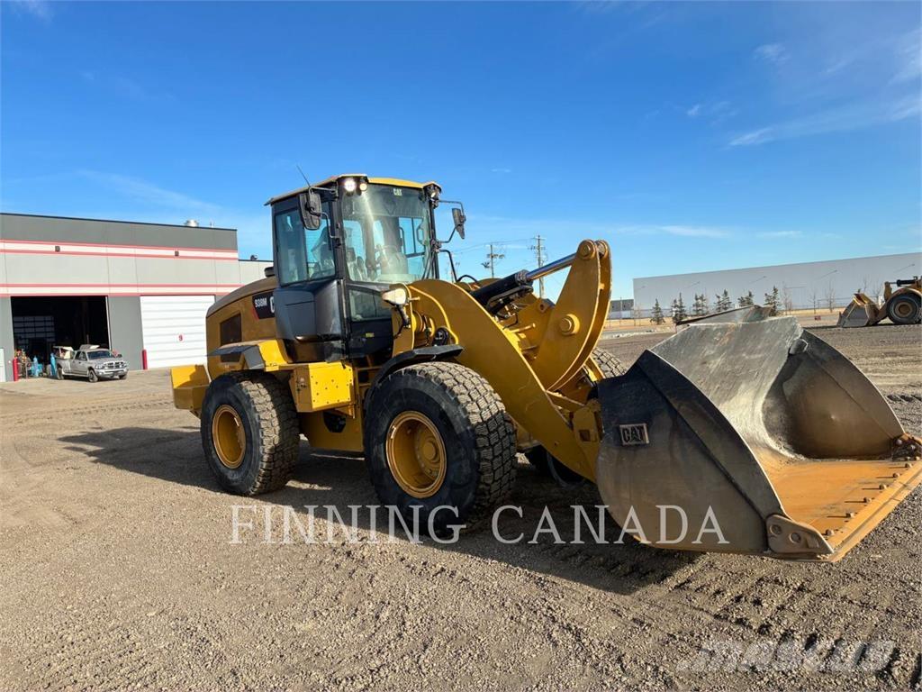 CAT 938M Kolesni nakladalci