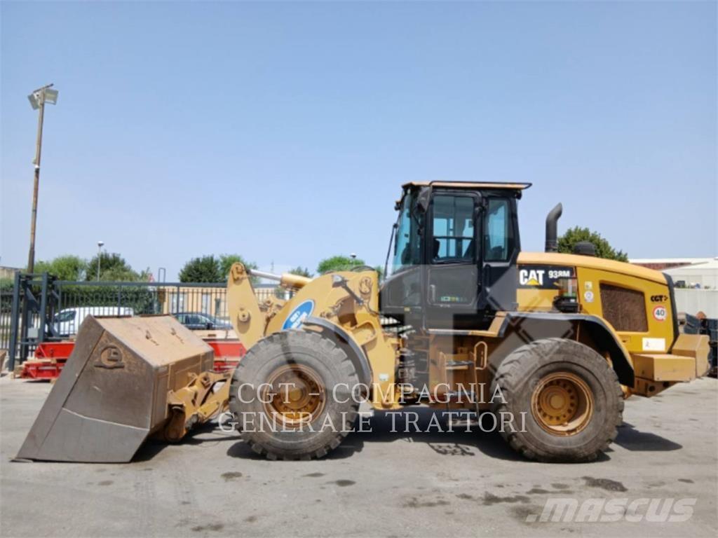 CAT 938M Kolesni nakladalci