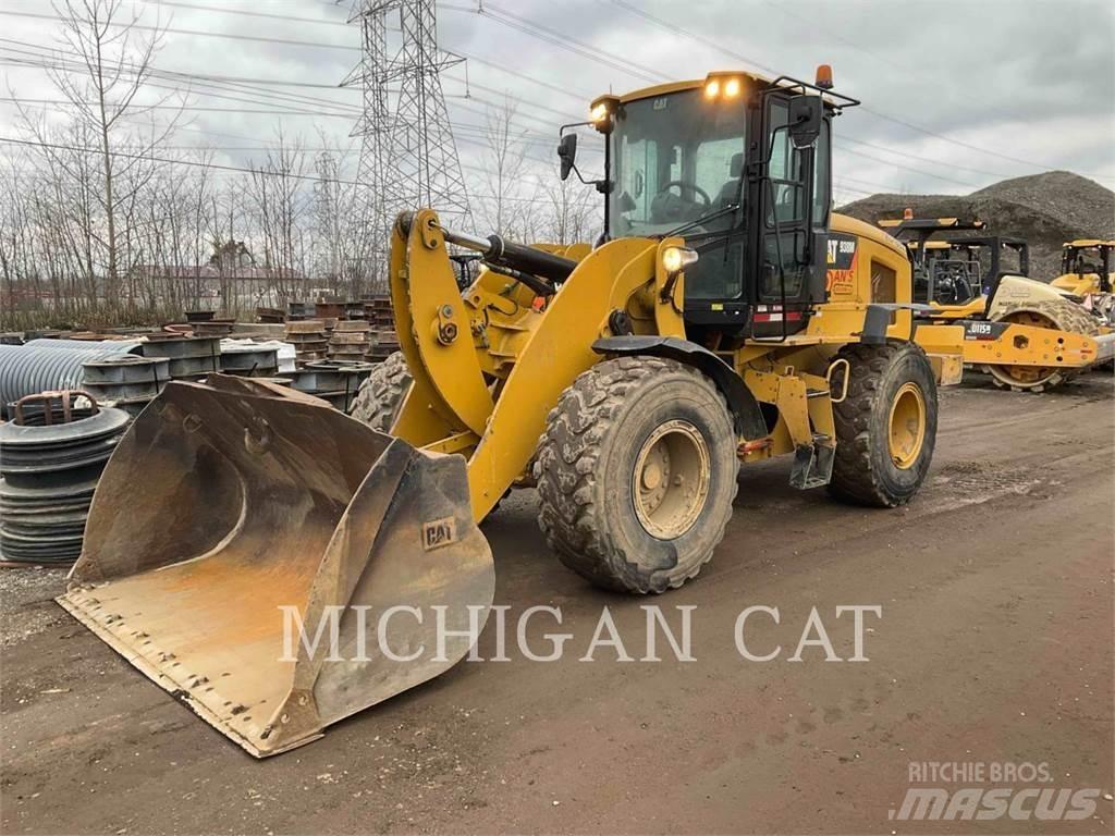 CAT 938M LSRQ Kolesni nakladalci