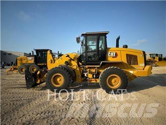 CAT 938M QC Kolesni nakladalci