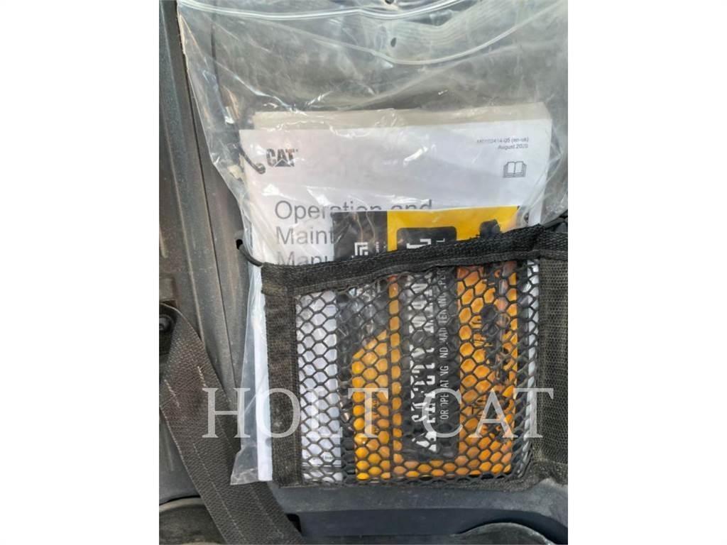 CAT 938M QC Kolesni nakladalci