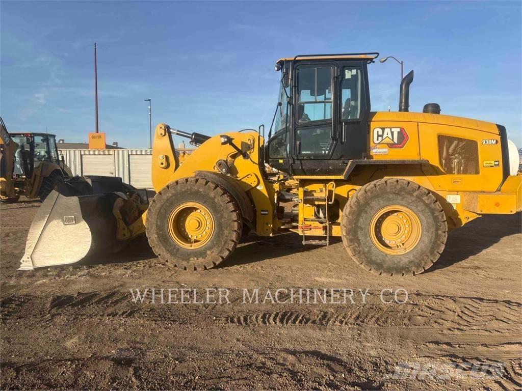 CAT 938M QC Kolesni nakladalci