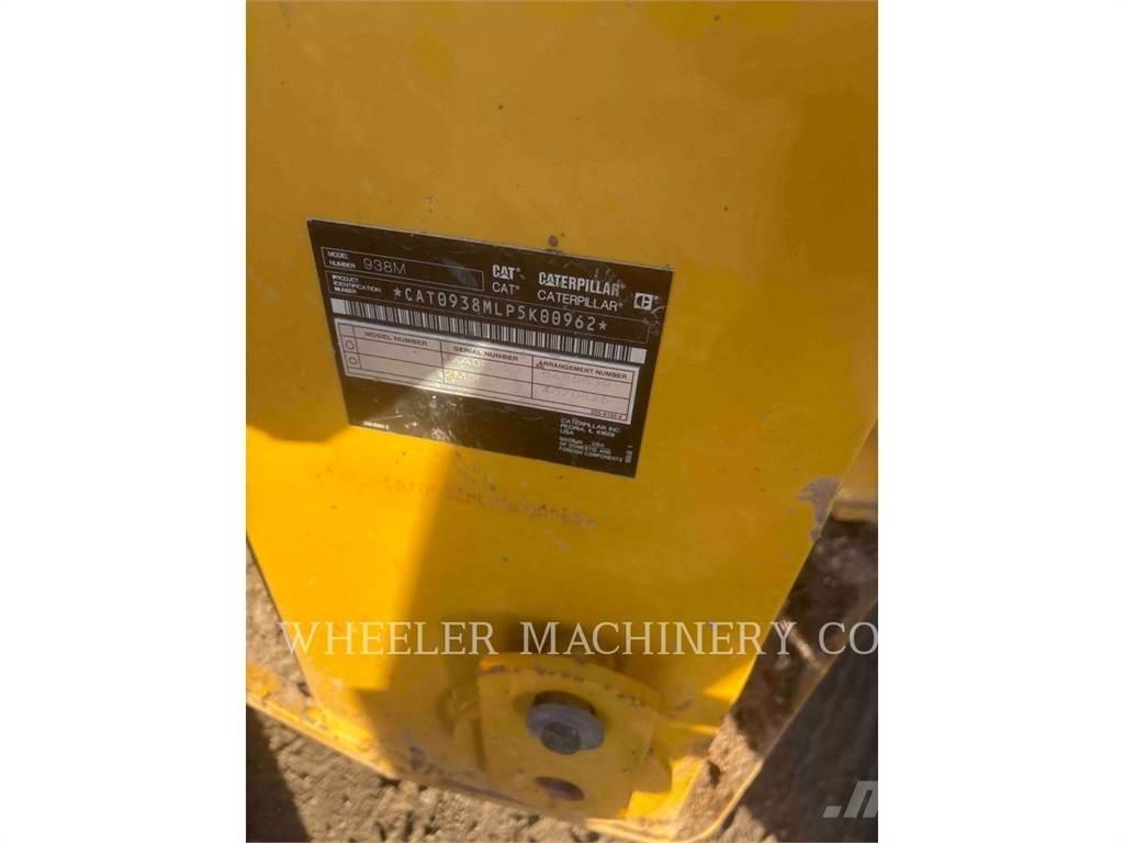 CAT 938M QC Kolesni nakladalci