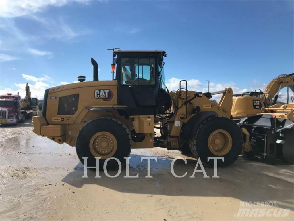 CAT 938M QC Kolesni nakladalci