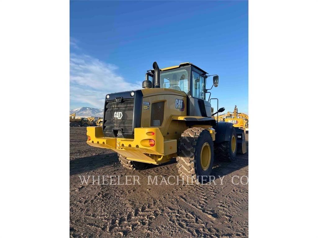 CAT 938M QC Kolesni nakladalci
