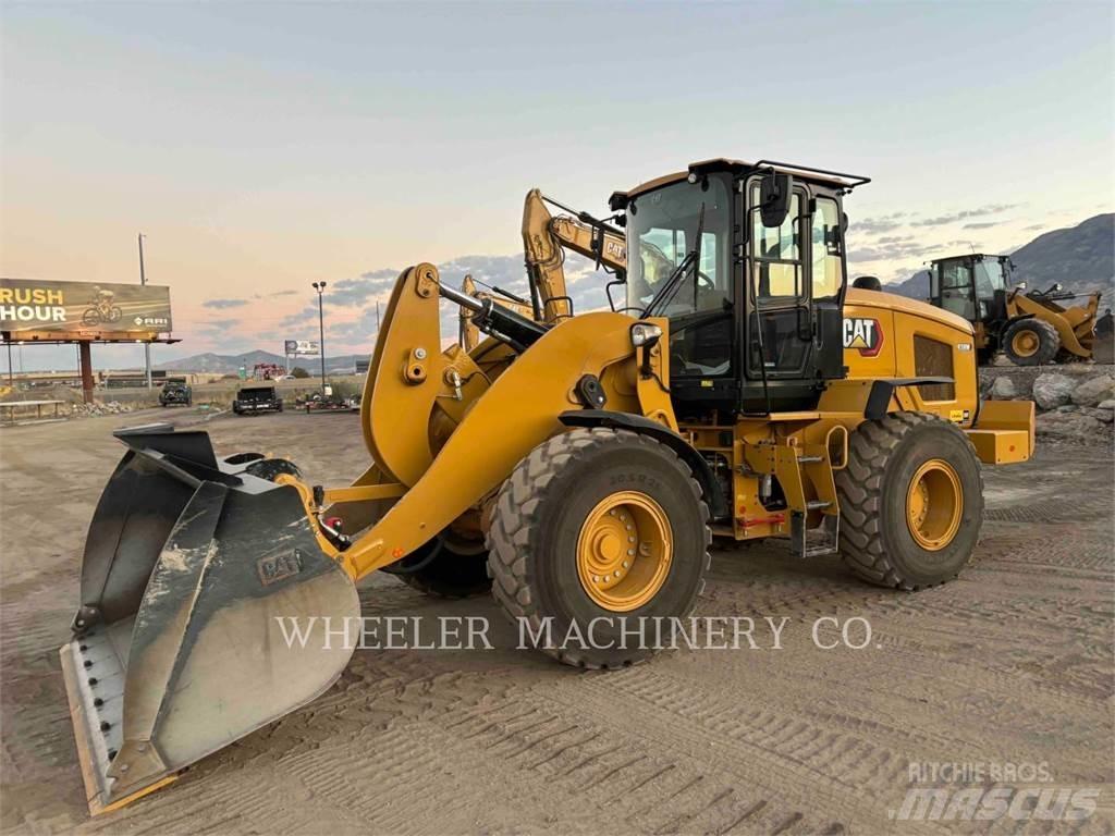 CAT 938M QC 3V Kolesni nakladalci