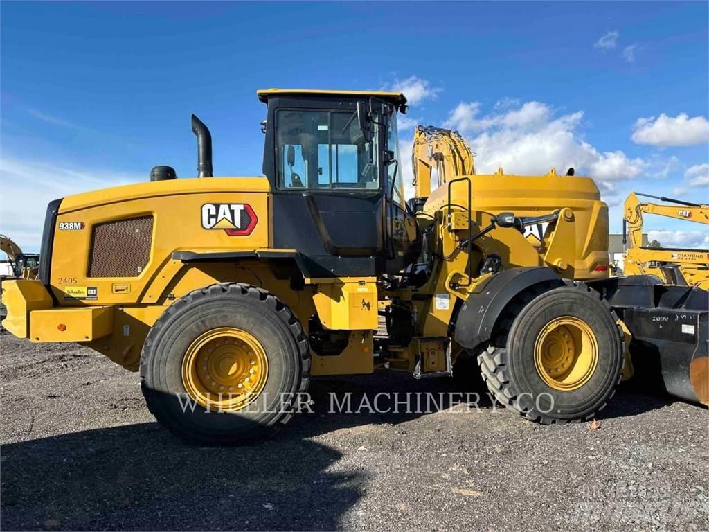 CAT 938M QC 3V Kolesni nakladalci