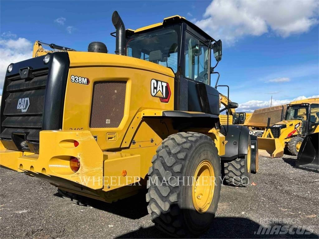 CAT 938M QC 3V Kolesni nakladalci