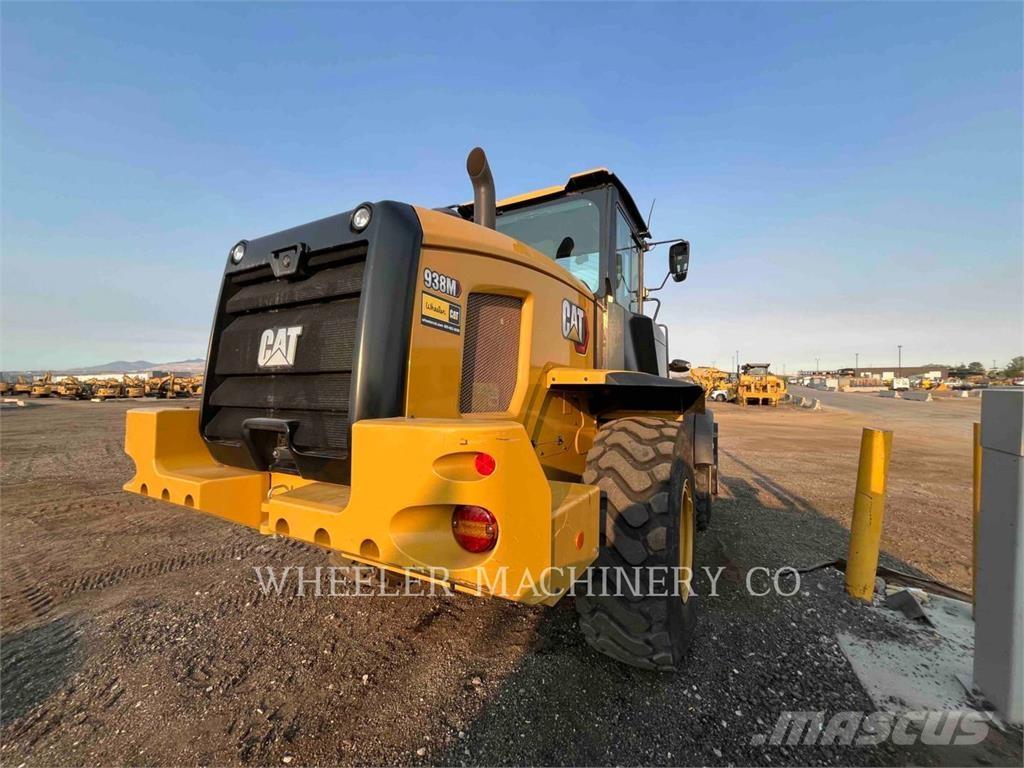 CAT 938M QC 3V Kolesni nakladalci