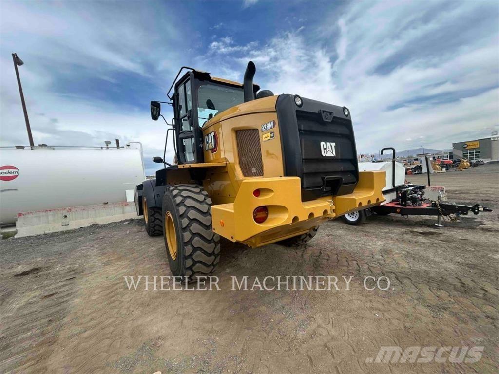 CAT 938M QC 3V Kolesni nakladalci