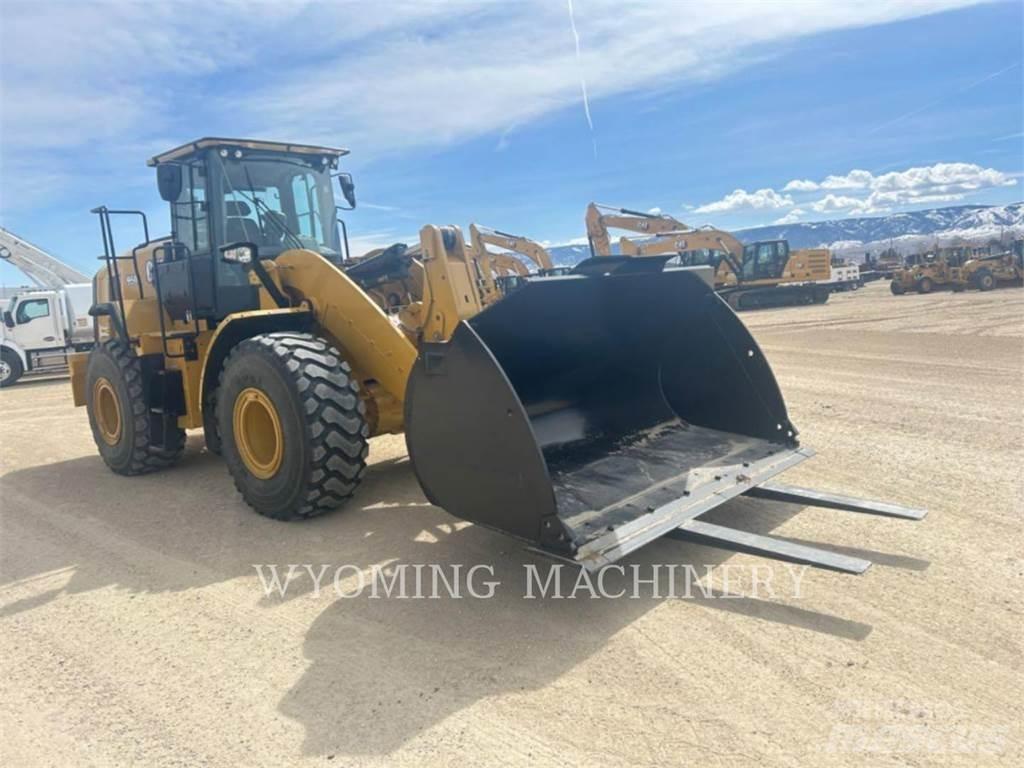 CAT 950 Kolesni nakladalci