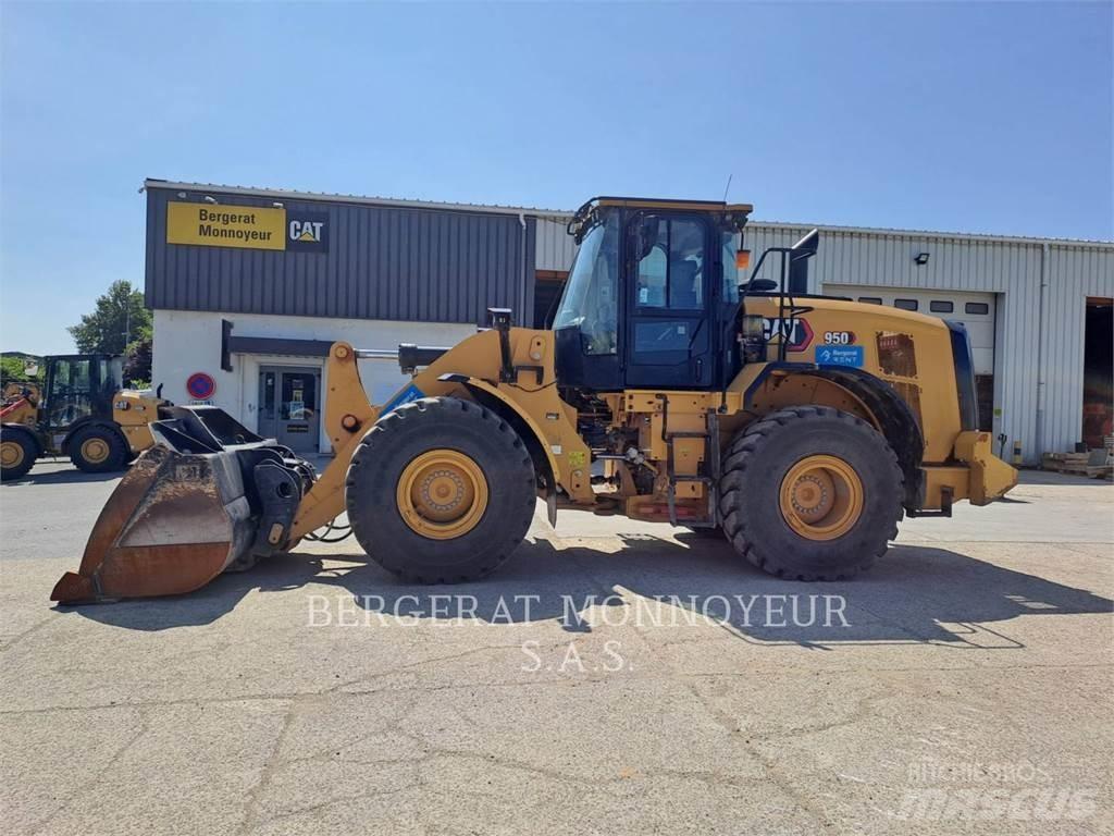 CAT 950 Kolesni nakladalci