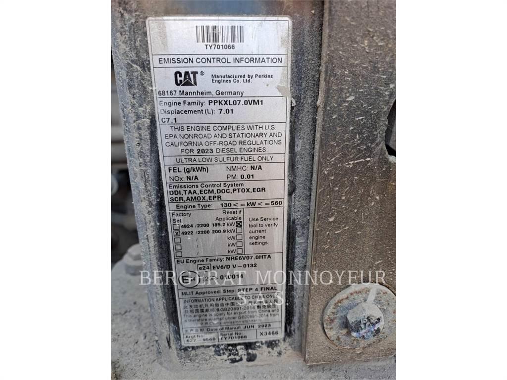 CAT 950 Kolesni nakladalci