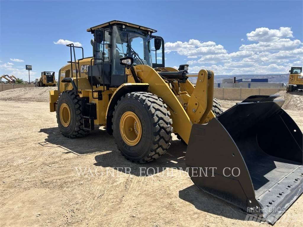 CAT 950 Kolesni nakladalci