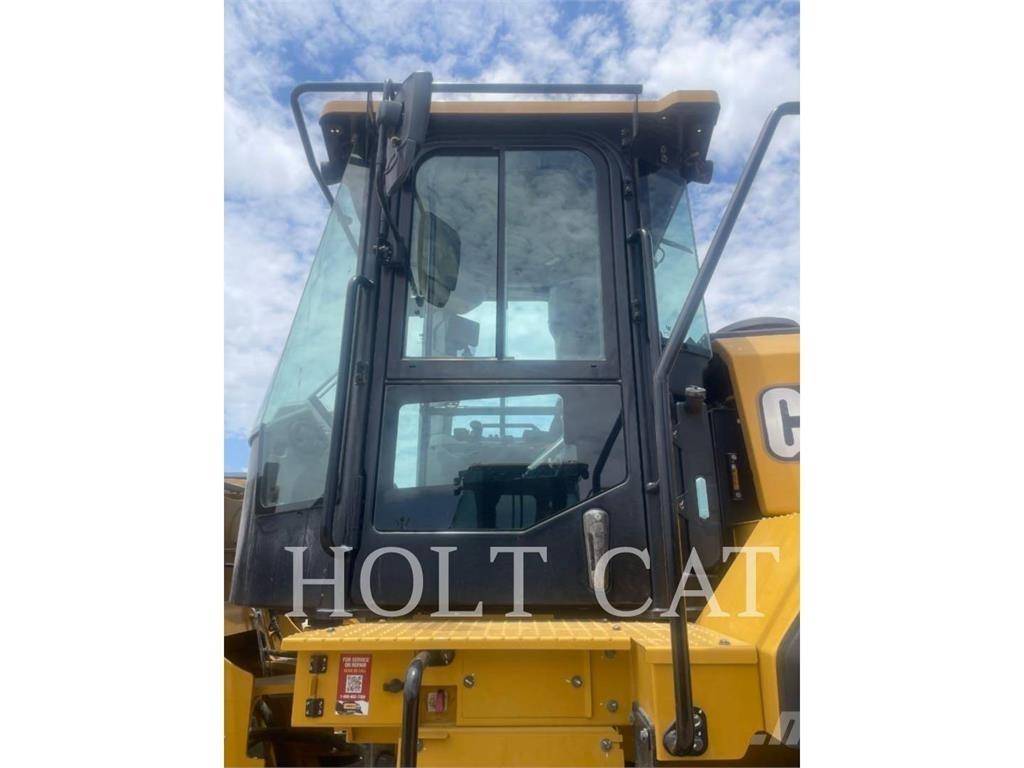 CAT 950 Kolesni nakladalci
