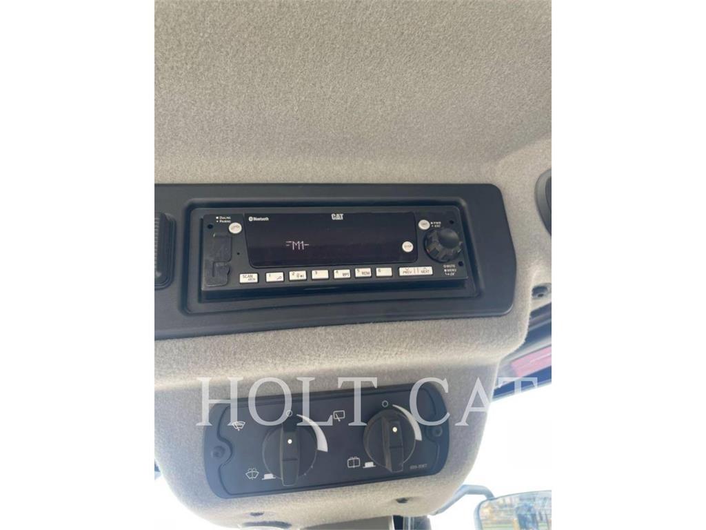CAT 950 Kolesni nakladalci