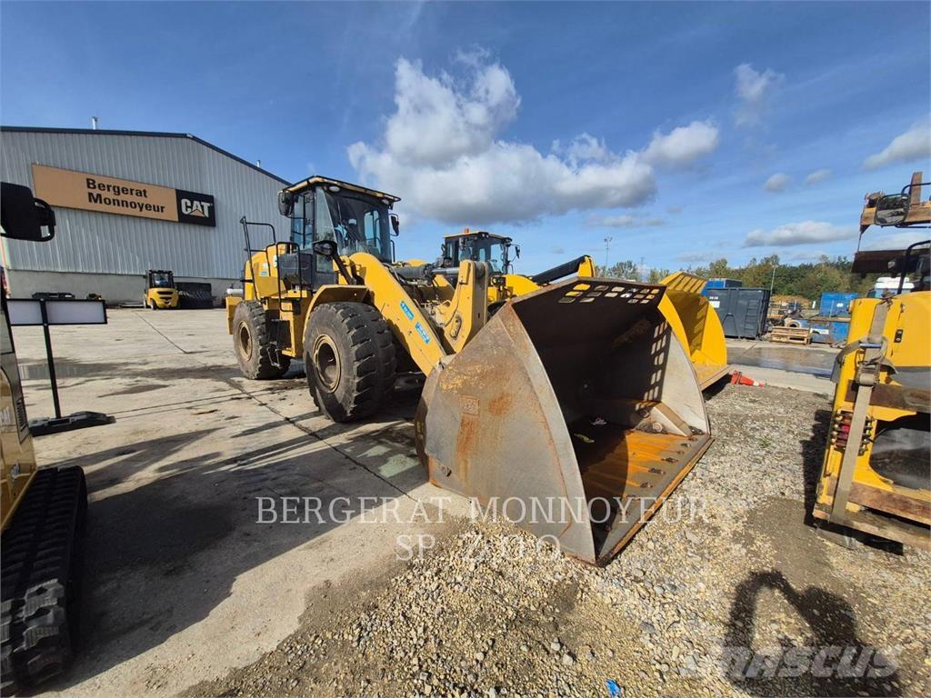 CAT 950 Kolesni nakladalci