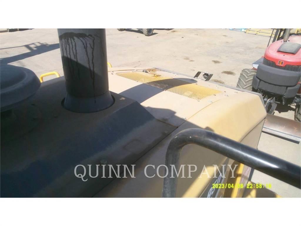 CAT 950 GC Kolesni nakladalci