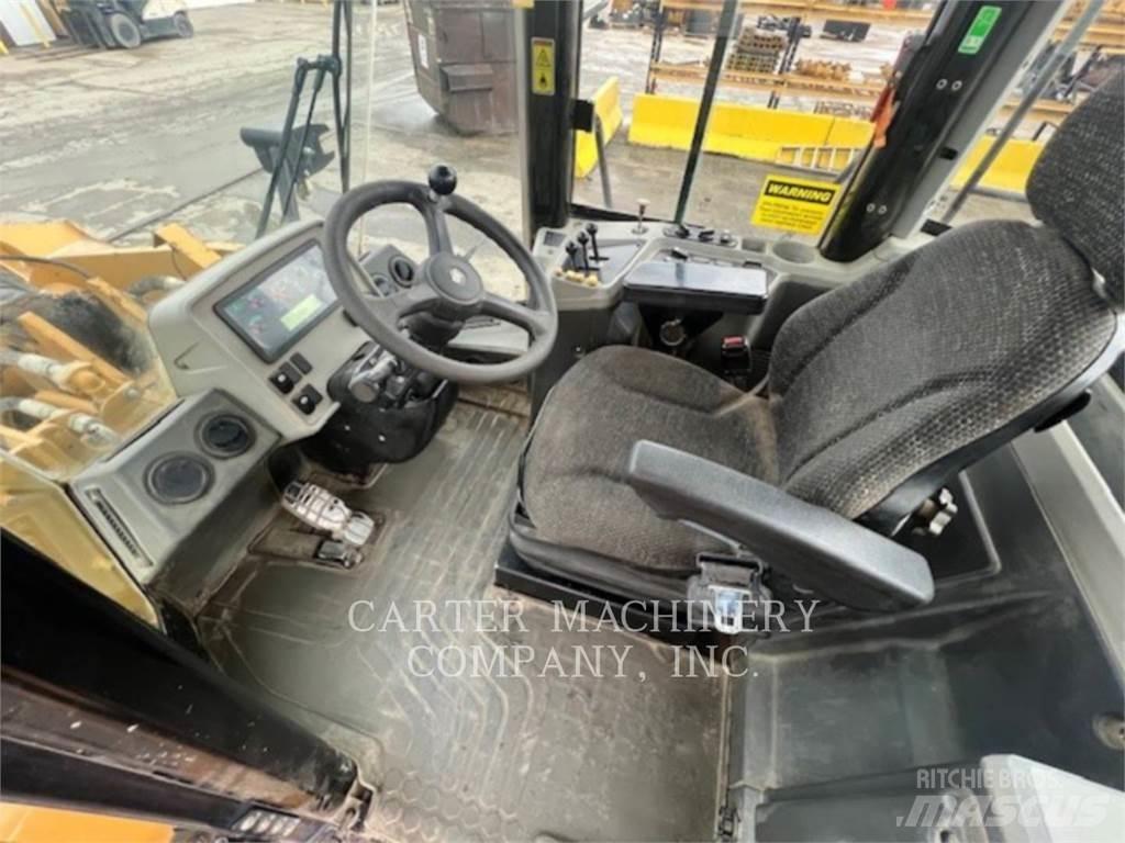 CAT 950 GC Kolesni nakladalci