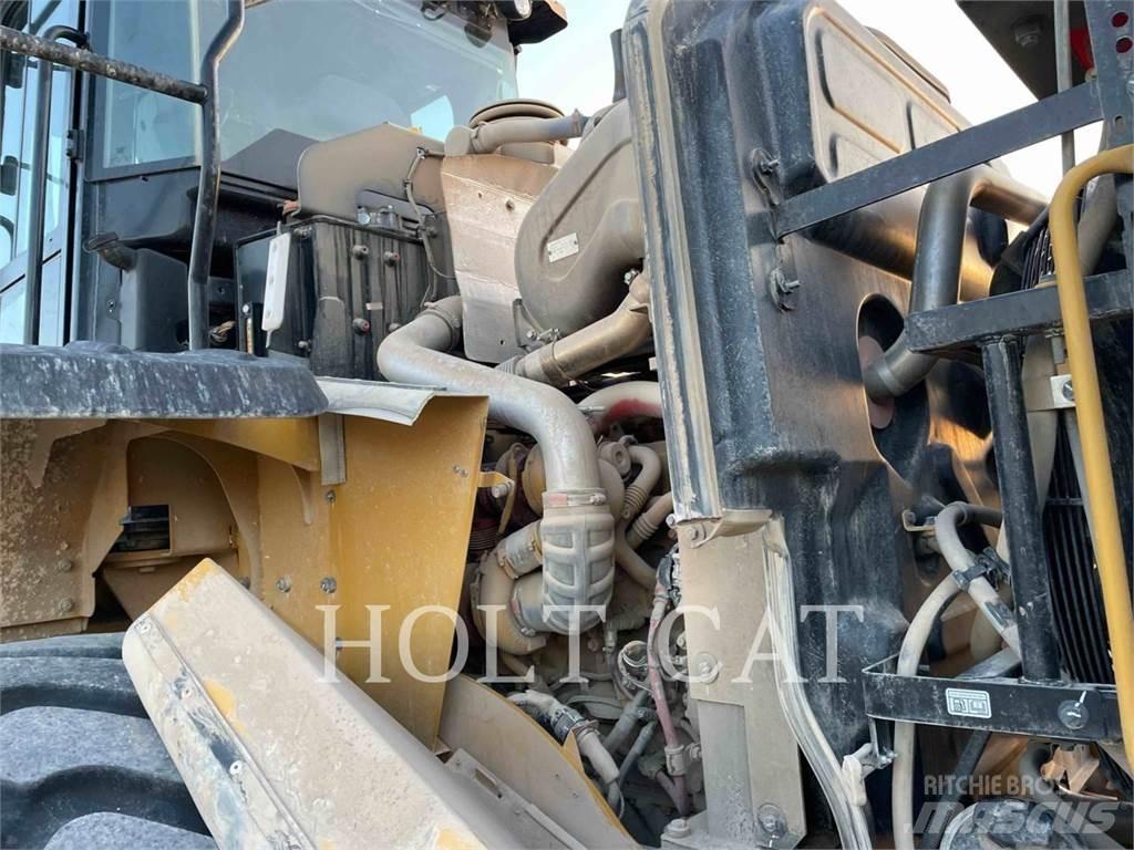 CAT 950 QC Kolesni nakladalci